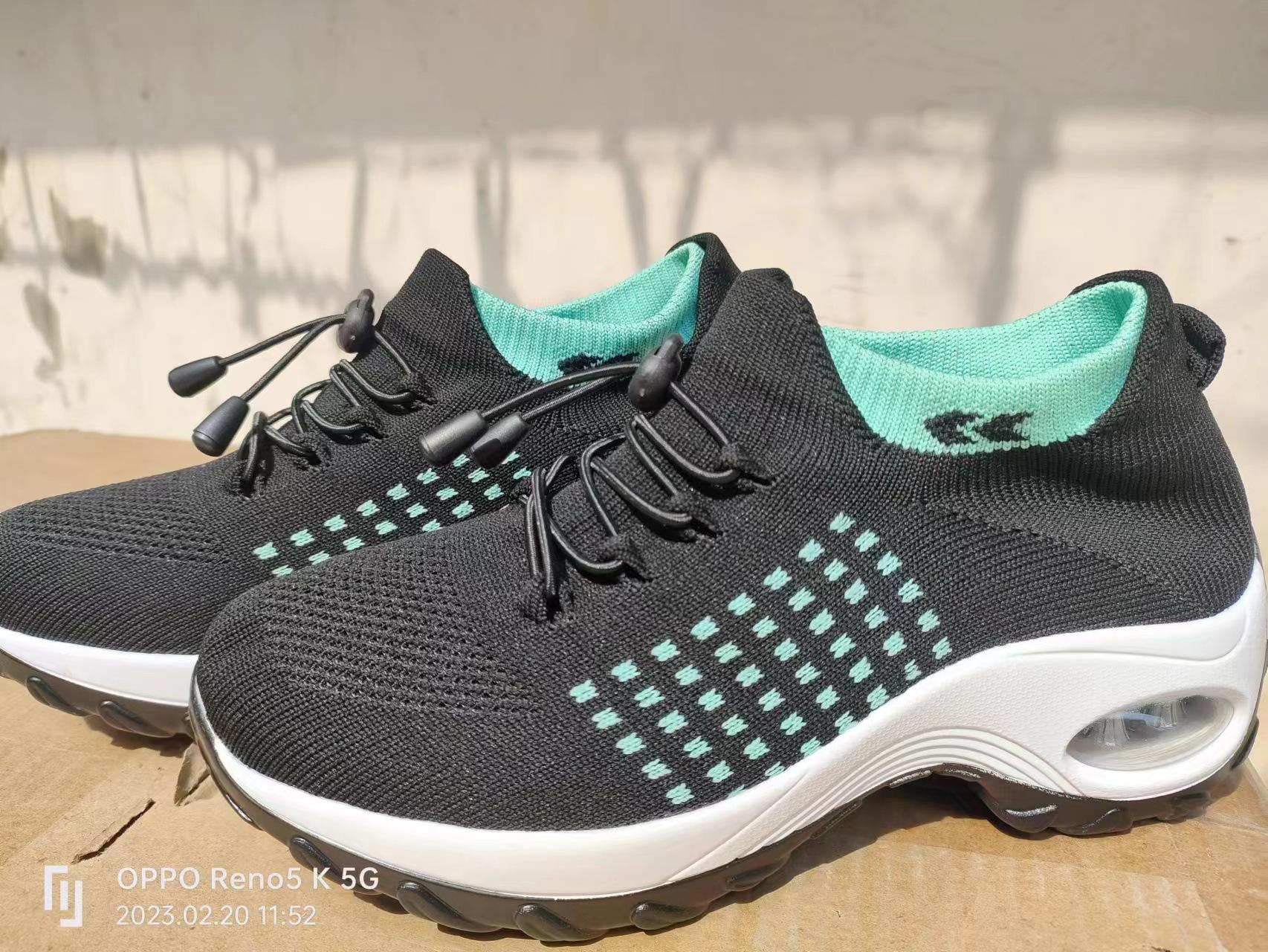 Black And Green / 35