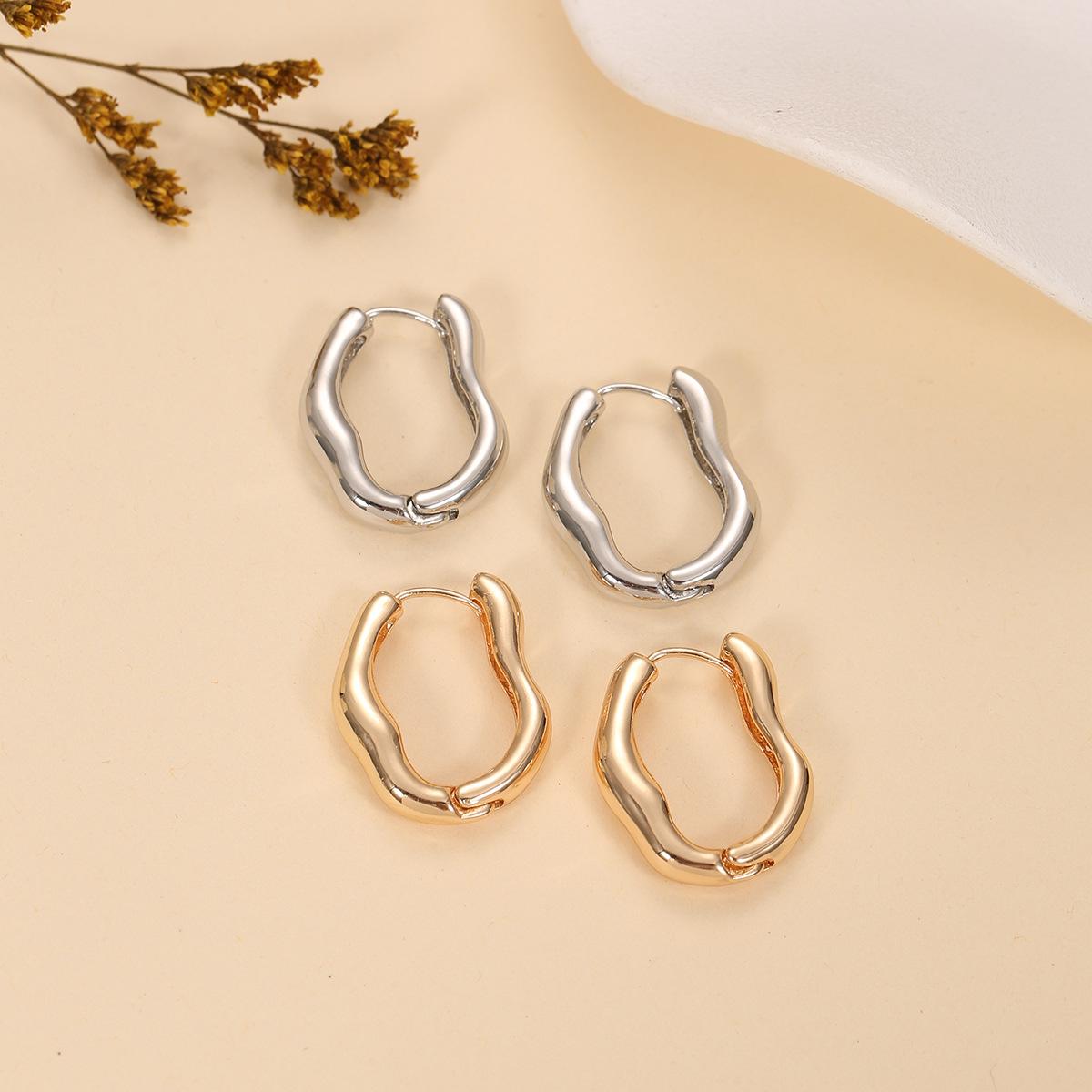 European And American Fashion Irregular Oval Ear Clips