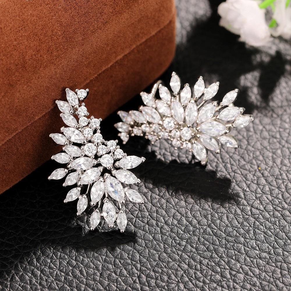 Light-luxury Exquisite Fashionable Versatile Earrings For Women