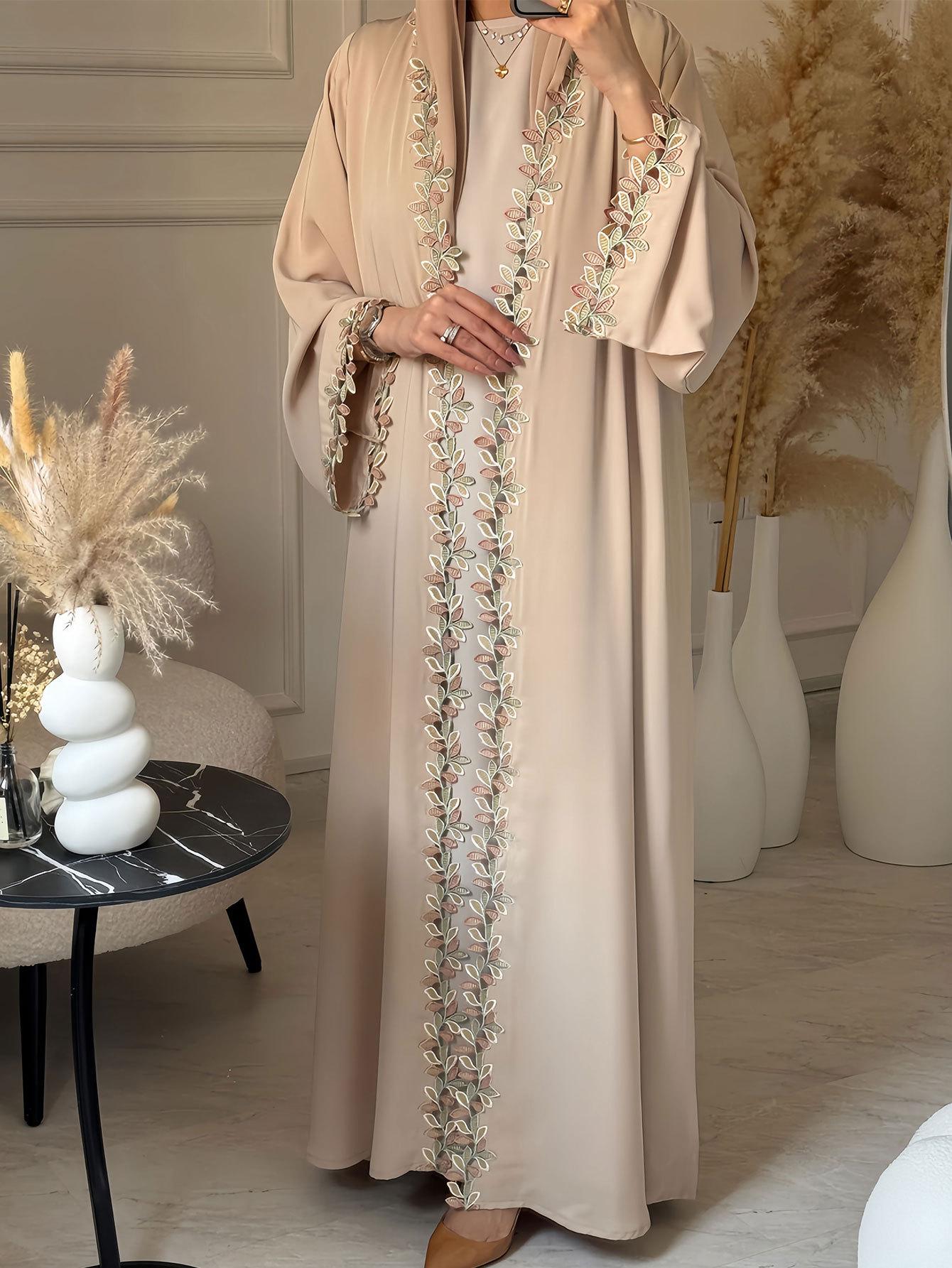 Women's Loose Fashionable Elegant Lace Robe Dress
