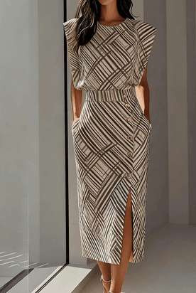 Women's Modern Retro Geometric Striped Round Neck Sleeveless Slim Fit Midi Dress With Slit