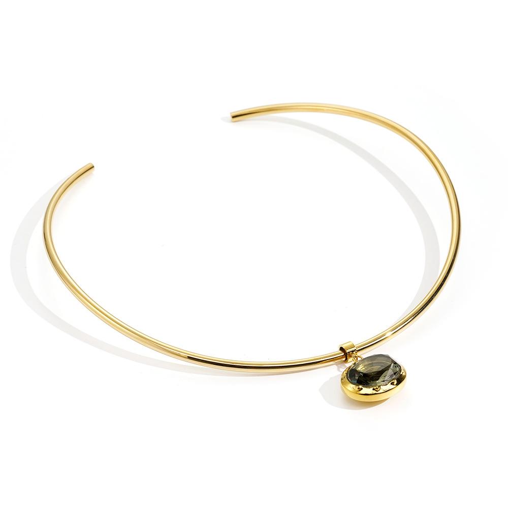 August / 4mm / Gold
