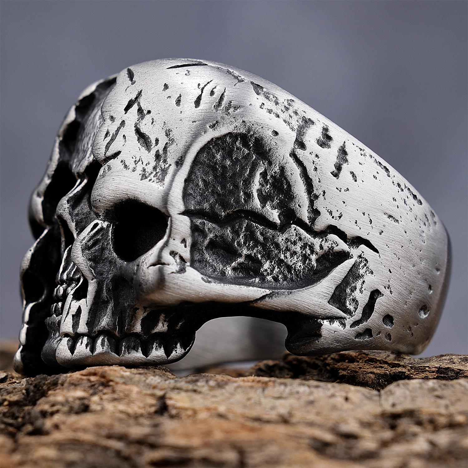 Creative Mens Aviator Retro Skull Ring