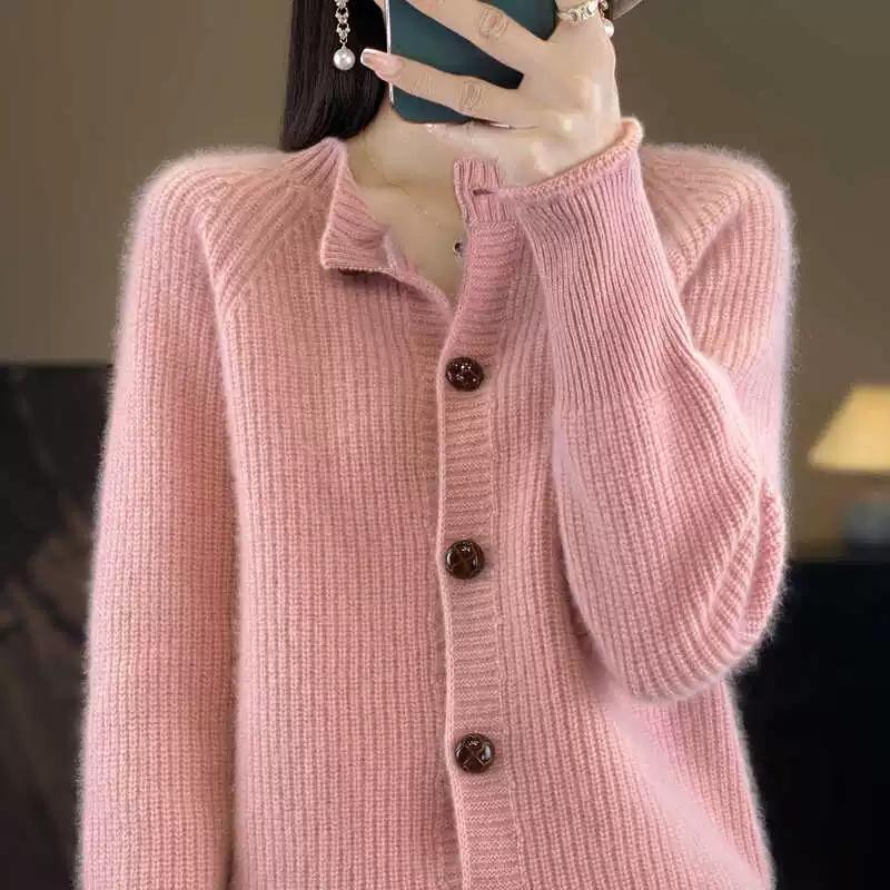 Womens Thickened Long-sleeve Knitted Cashmere Cardigan With A Crew Neck