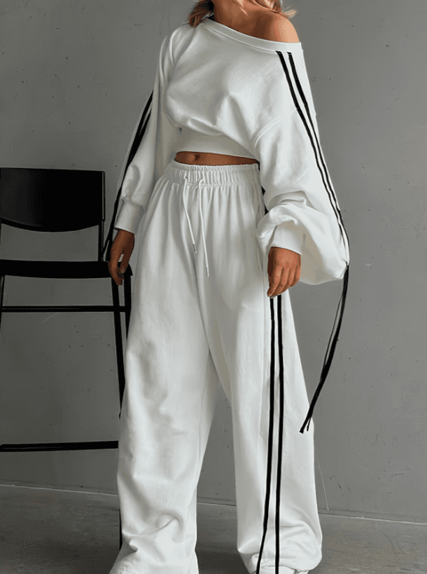White / S