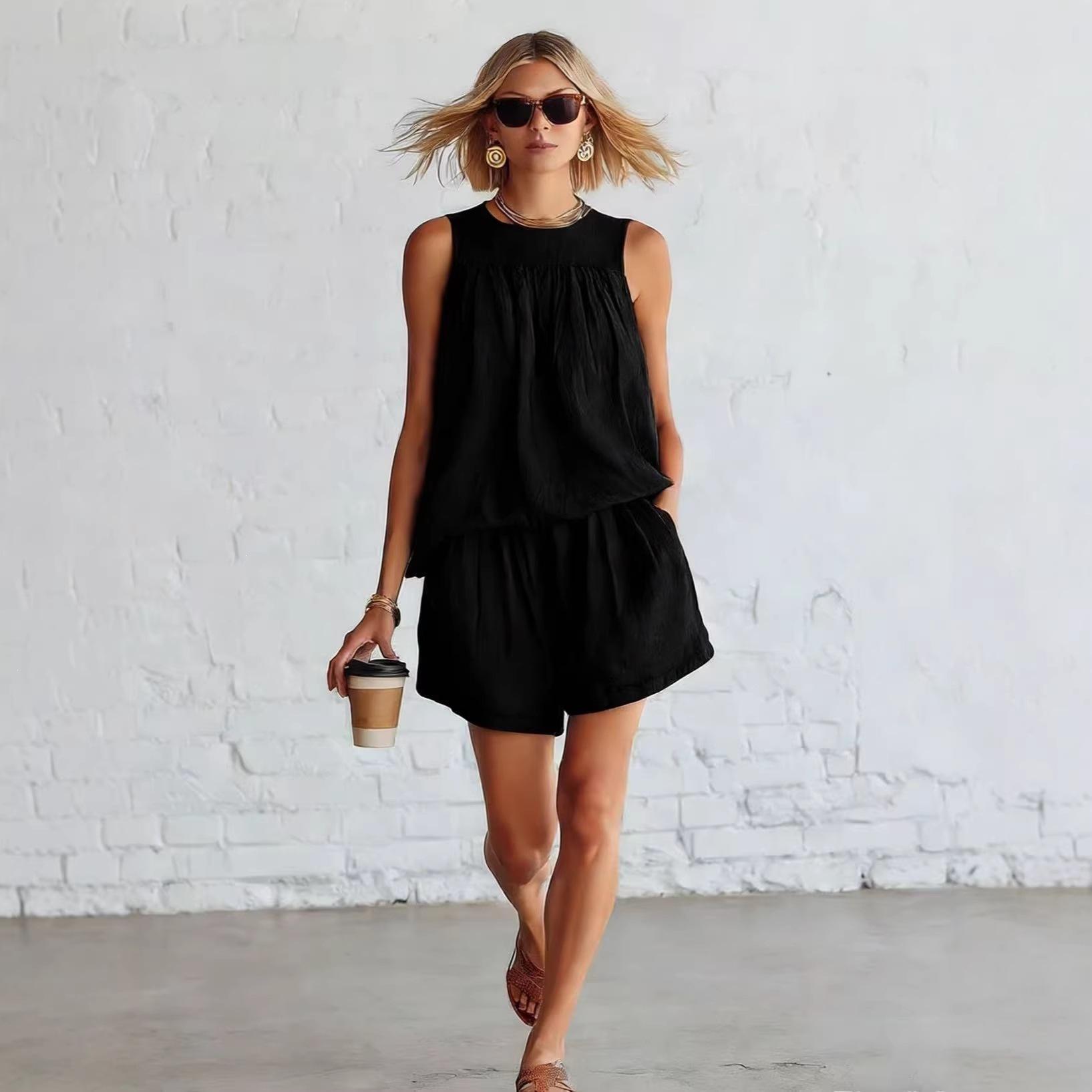 Retro Sleeveless Pleated Top And Wide-leg Shorts Set