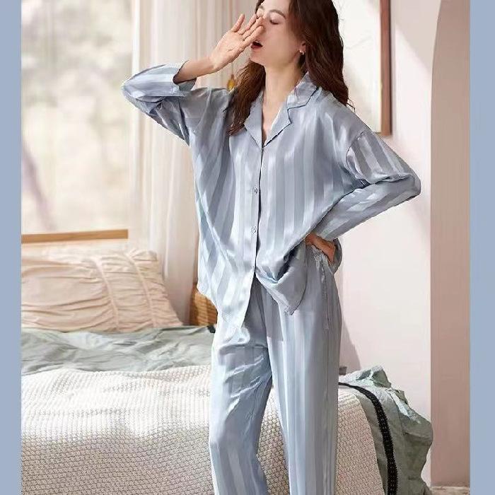 Blue Stripes / M