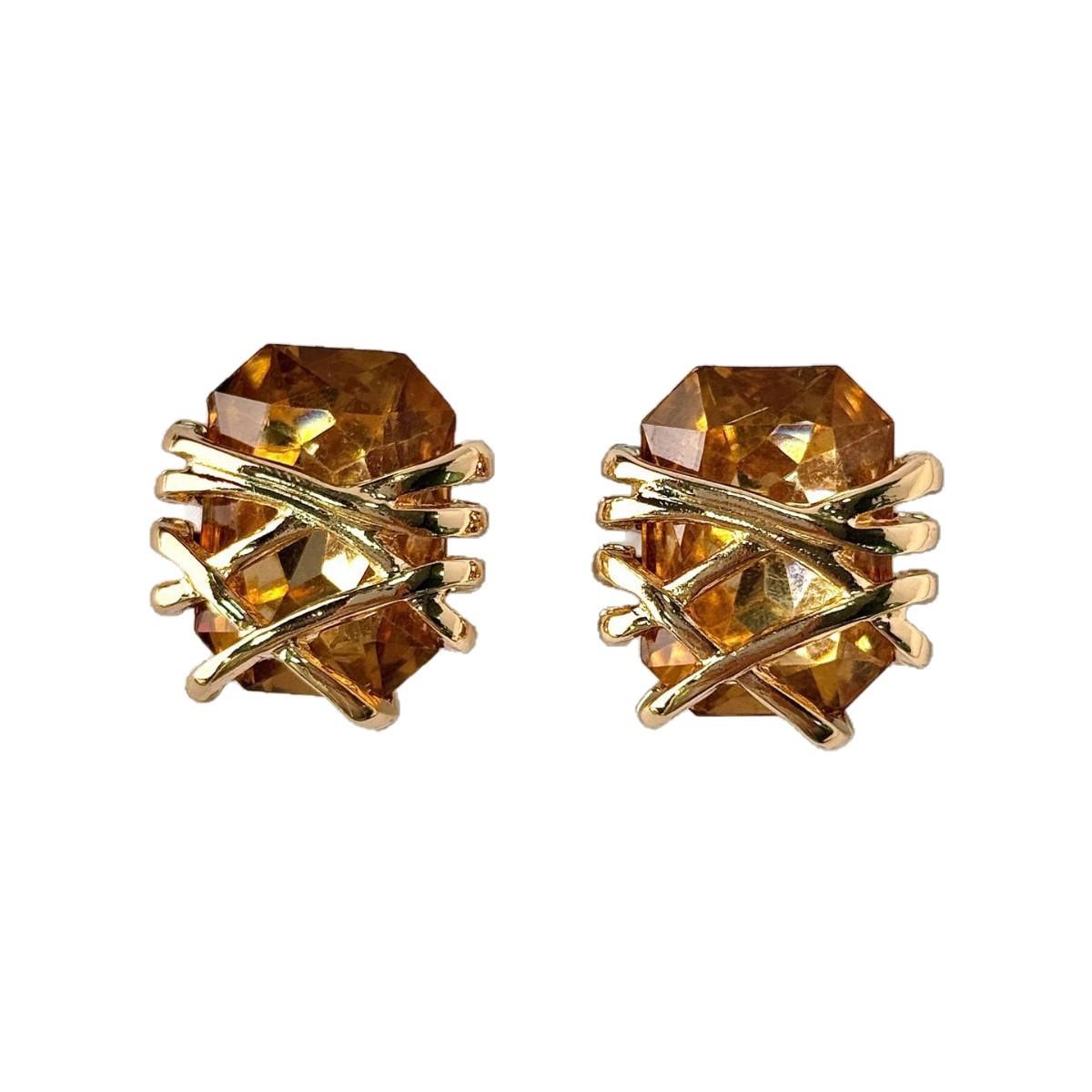 Commuter-style Olive-green Metal-wrapped Versatile Vintage Earrings