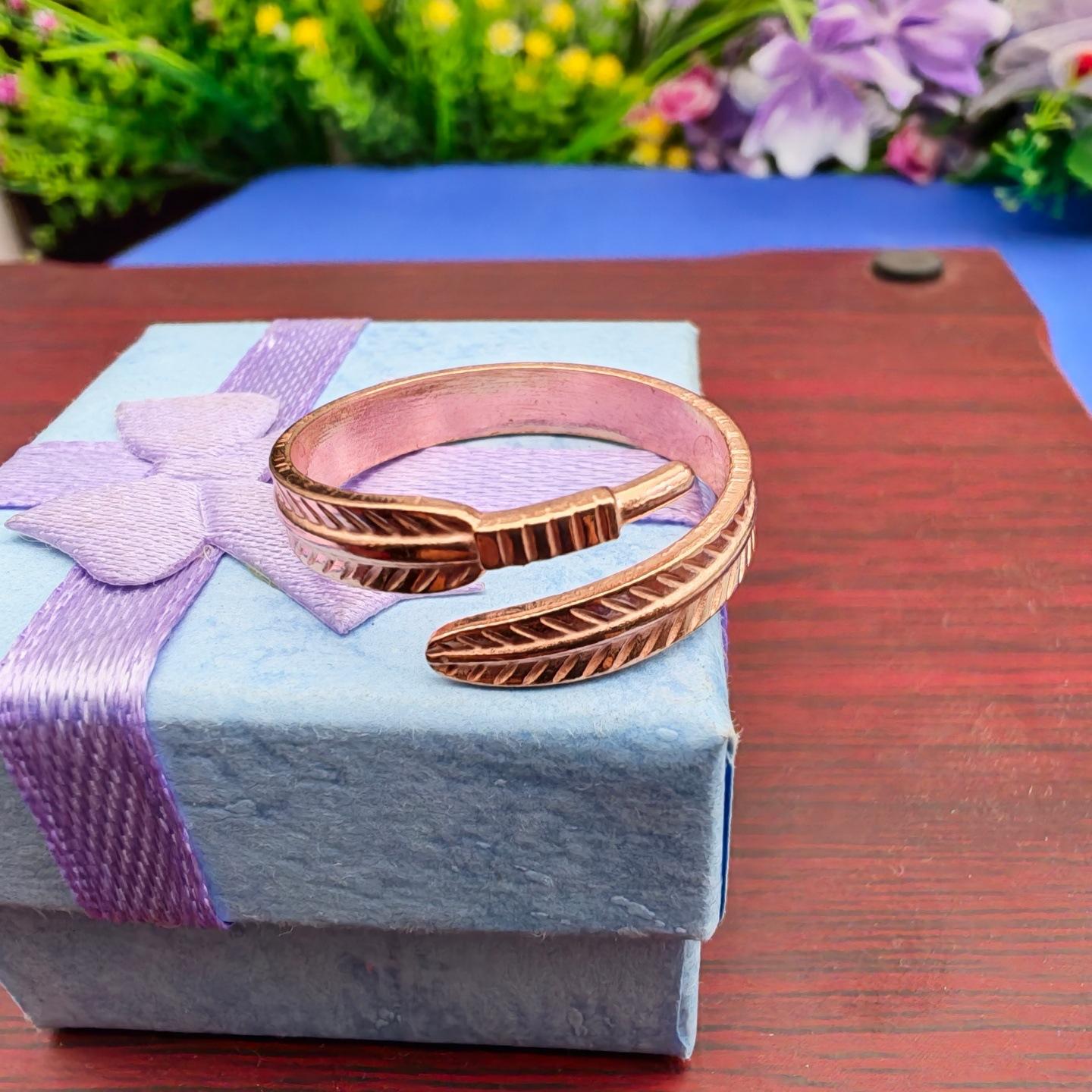 Adjustable-opening High-end Solid-copper Tiny-leaf Ring