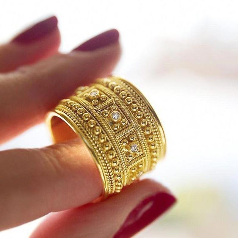 Heavy-duty Fashion-forward High-end Jewelry