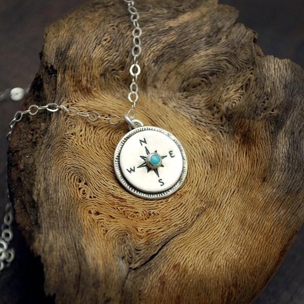Retro Minimalist Round Turquoise Compass Necklace