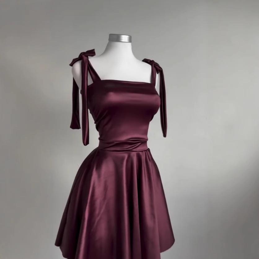Sexy Solid-color Ballet-style Waist-cinching A-line Mini Skirt