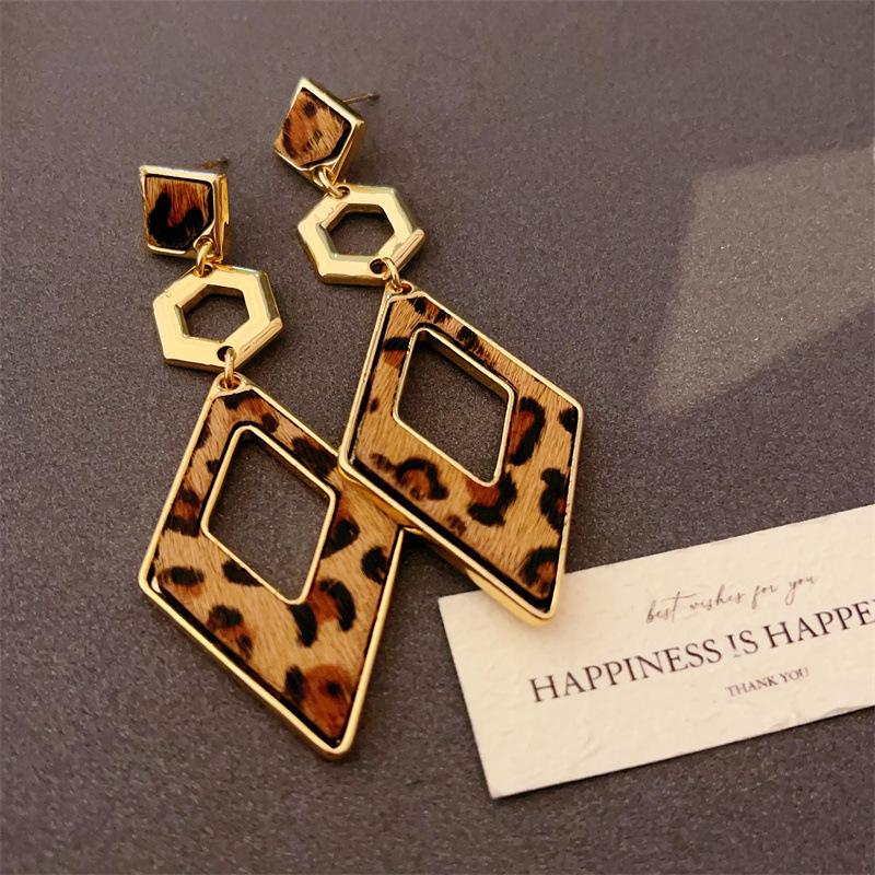 Vintage Autumnwinter High-end Earrings
