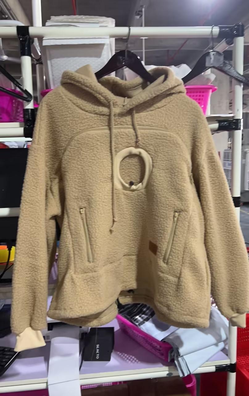 Ladies Warm Pet Pouch Hoodie With Kangaroo Pocket For Cats