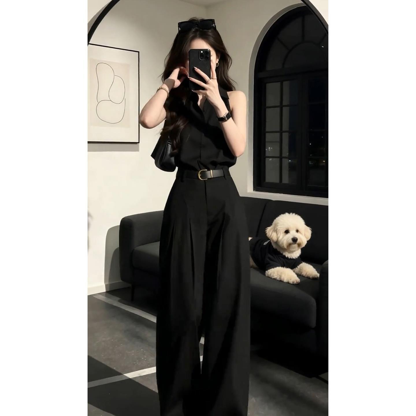 Sleeveless Shirt And Pants Set For Women