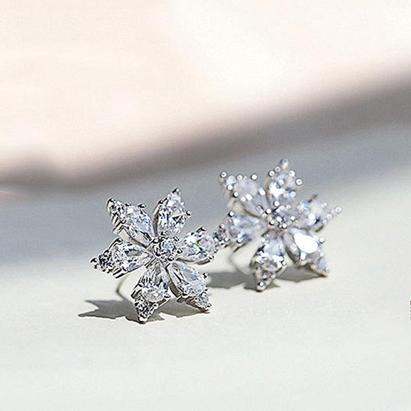 Minimalist Snowflake And Flower Diamond-studded Zircon Stud Earrings