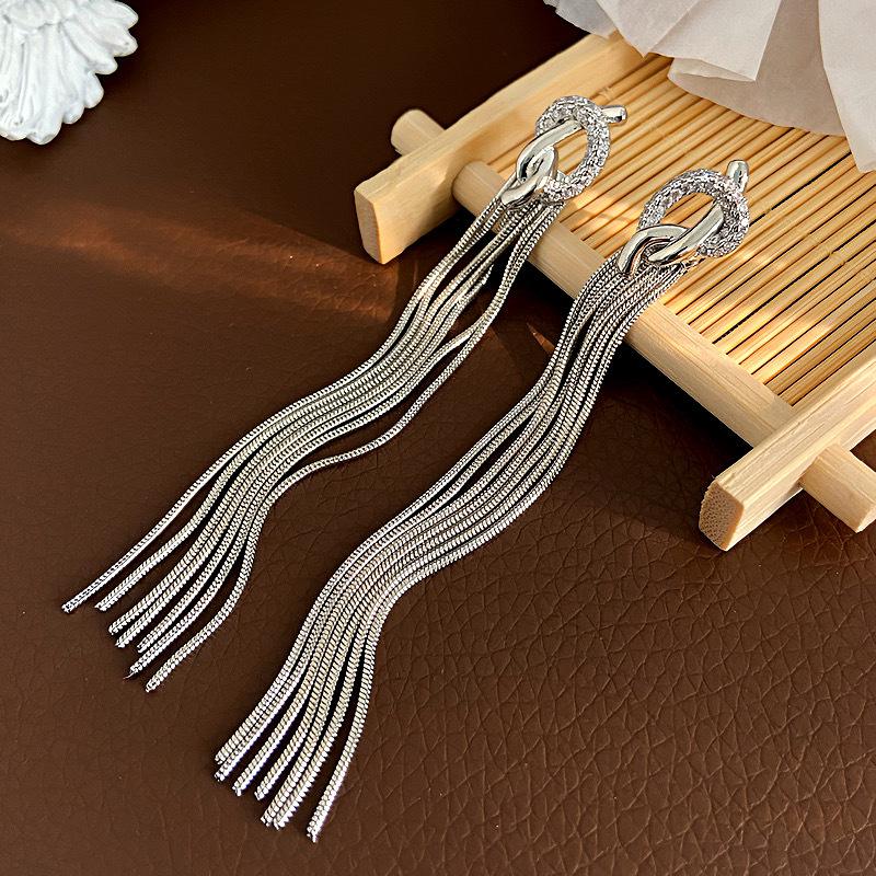 Fashionable Stud Earrings Elegant Long-style For Women