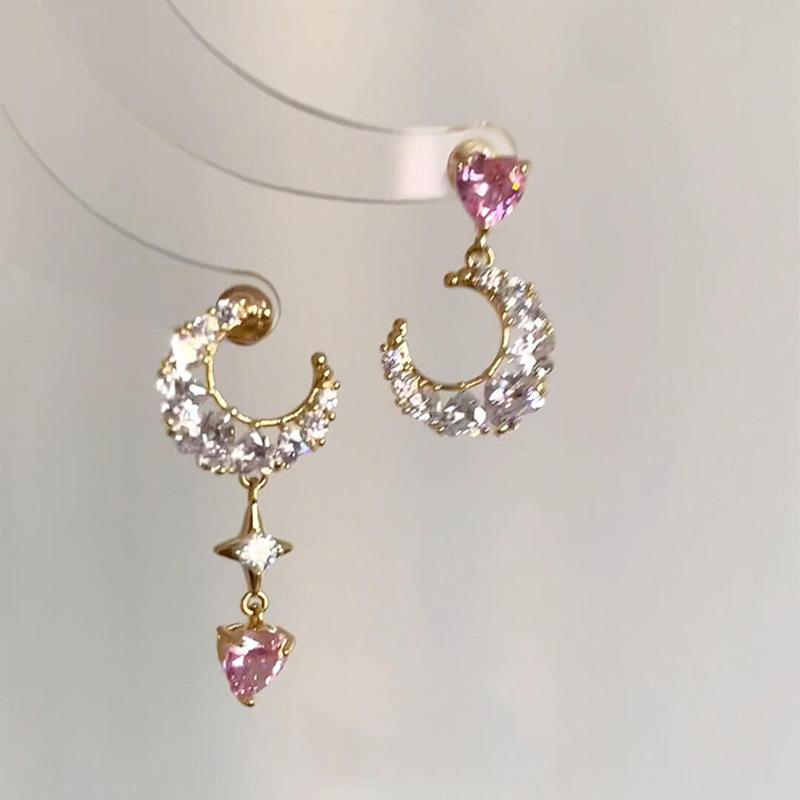 Sweet Design Exquisitely Crafted Niche And Elegant Earrings