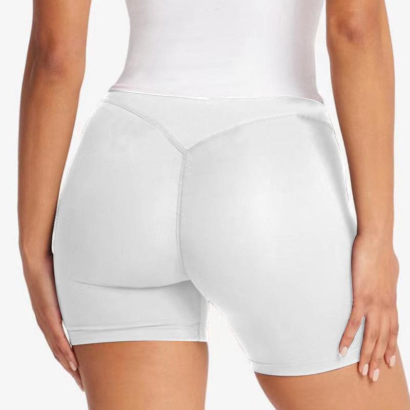 White / Shorts / S