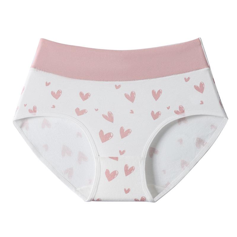 Love On White Background / XS