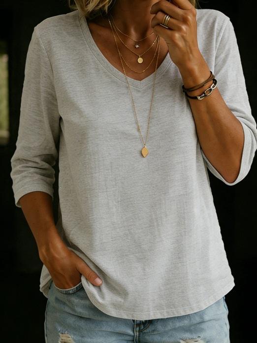 Womens Relaxed-fit Minimalist V-neck Three-quarter-sleeve T-shirt