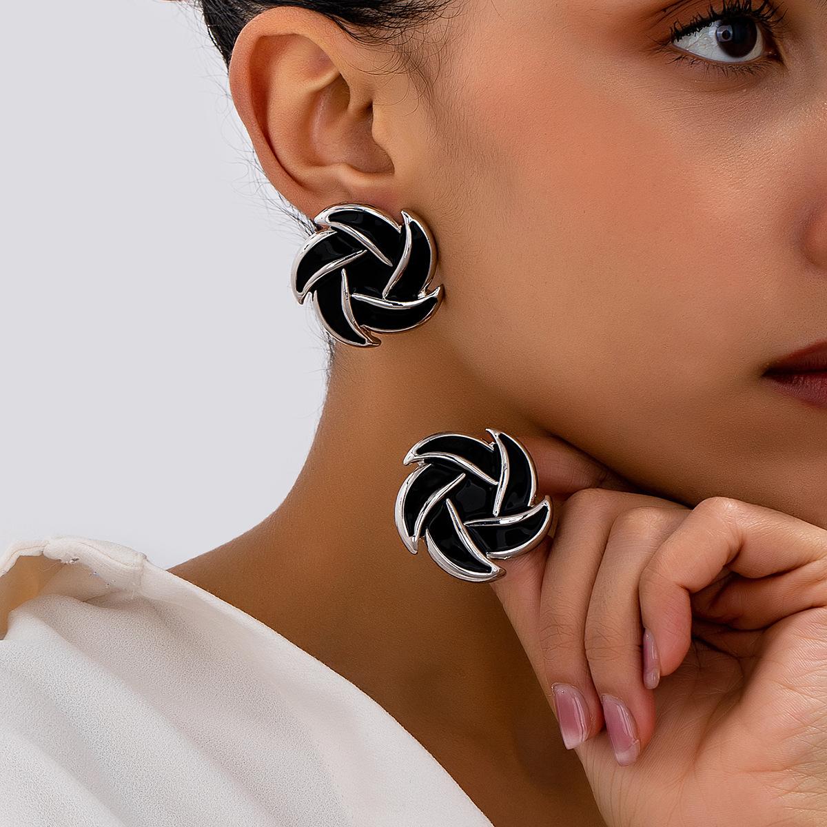 Light-luxury High-end Design Earrings For Women