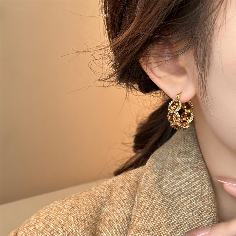 Elegant Light-luxury Coffee-colored Crystal Hoop Ear Clips
