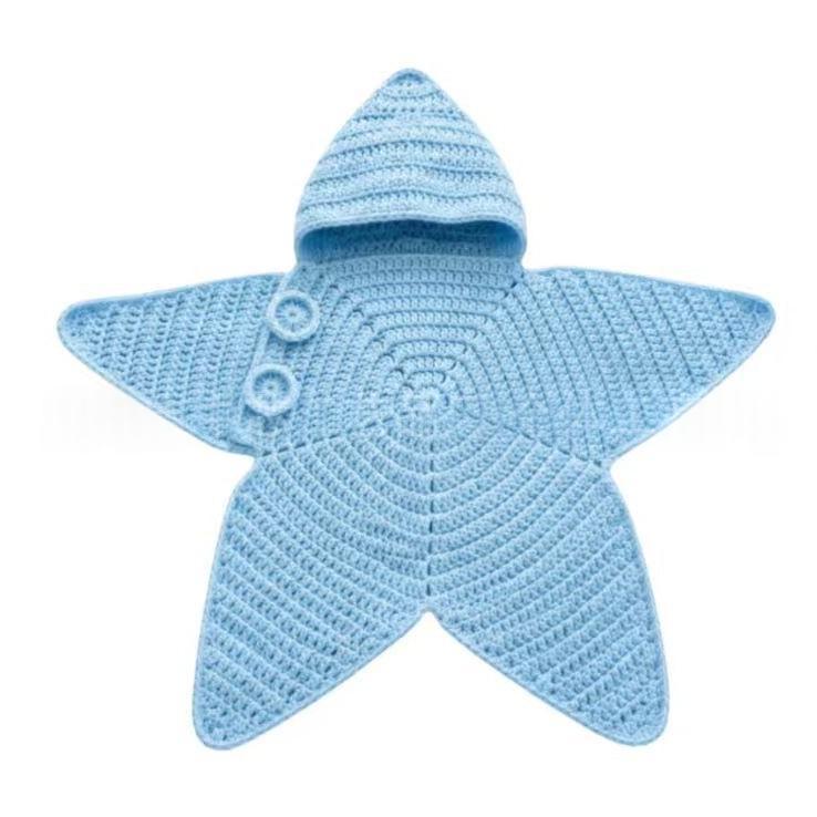 Blue / Knitting