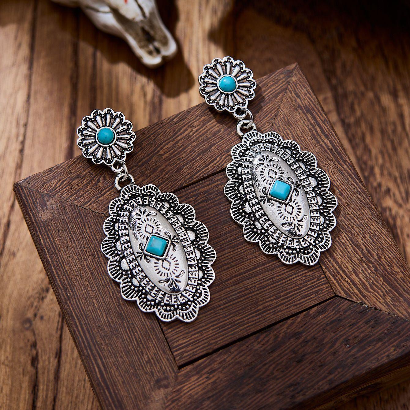 Geometric Carved Exaggerated Drop Earrings Antique Silver Color