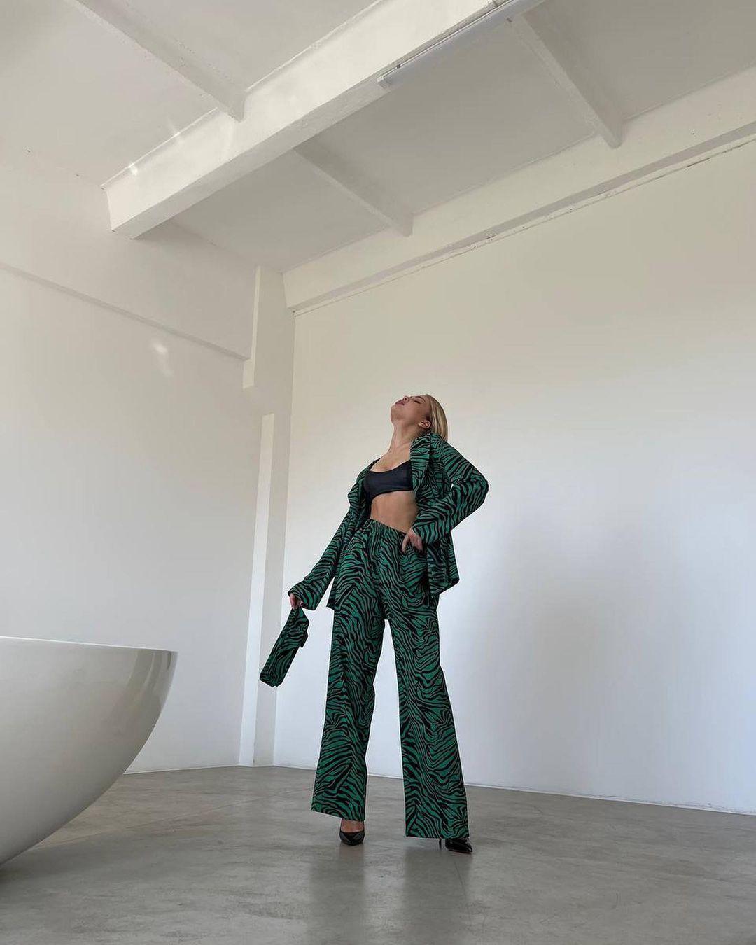 Dark Green Stripes / S
