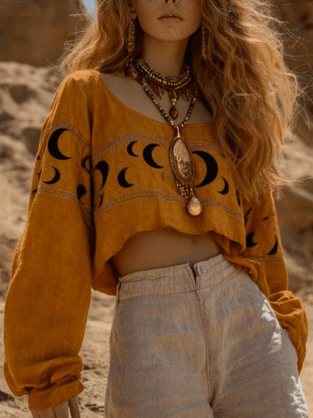 Women's Bohemian Retro Round Neck Long Sleeve Loose Short Top
