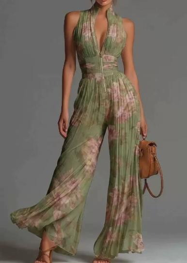 European And American-style White Pleated Halter Jumpsuit