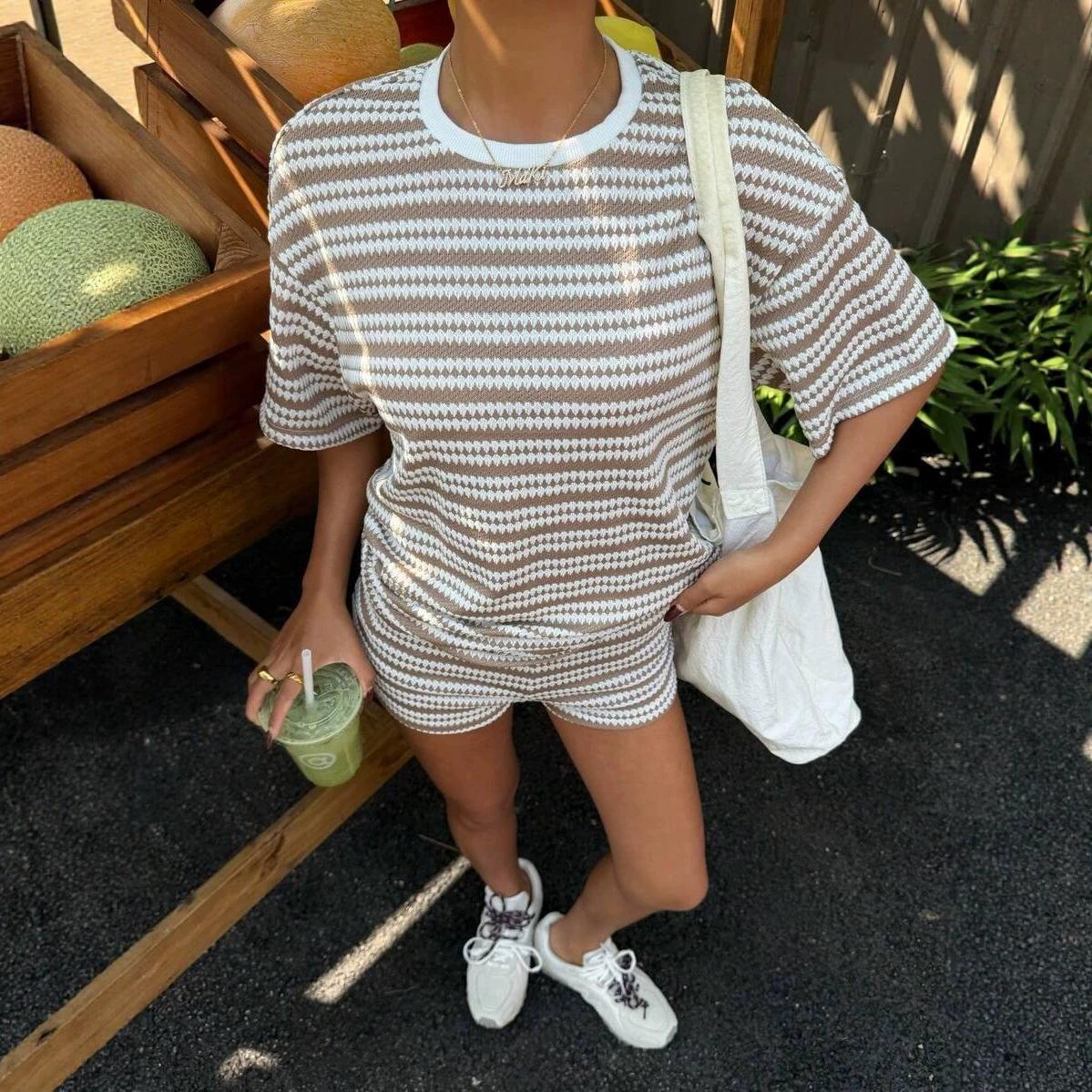 Womens Crew-Neck Spliced Short-Sleeve Shorts Set