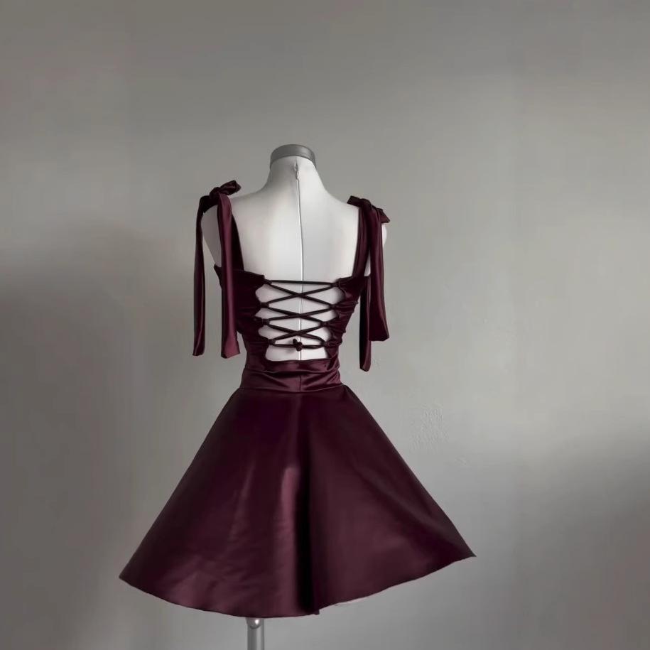 Sexy Solid-color Ballet-style Waist-cinching A-line Mini Skirt