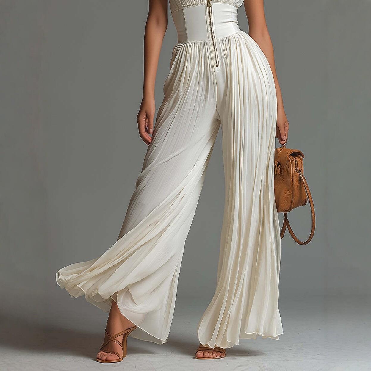 European And American-style White Pleated Halter Jumpsuit