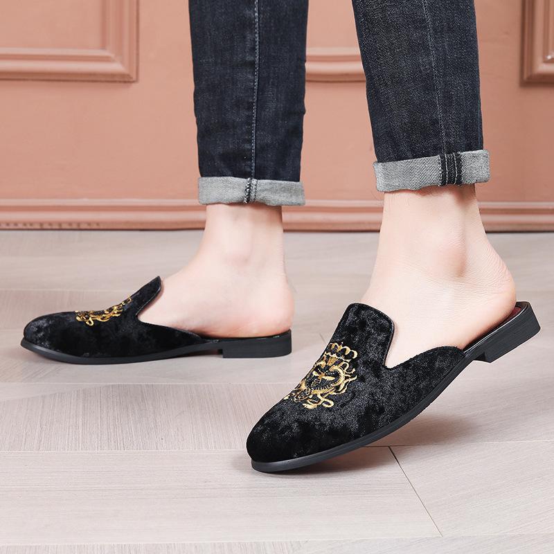 Slippers Style Black / 39