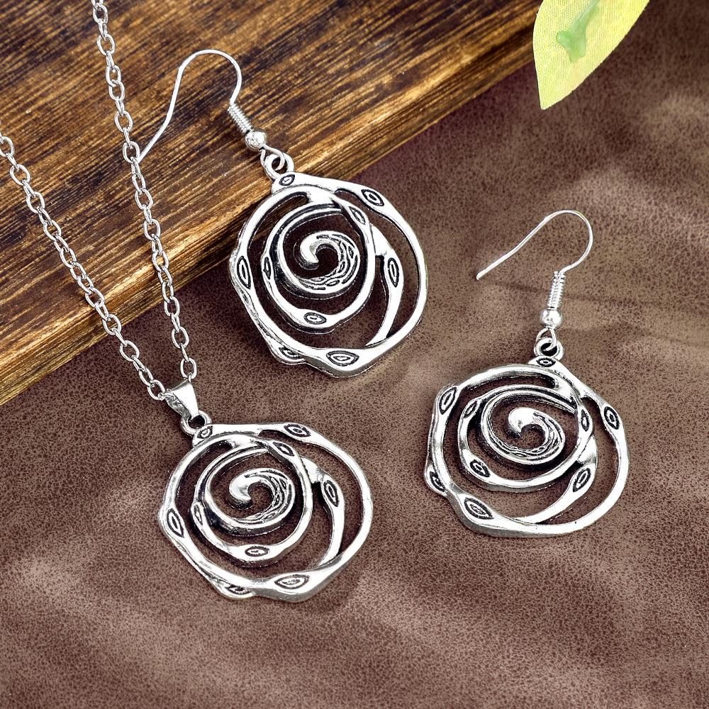 Floral Swirl Womens Earring And Necklace Set