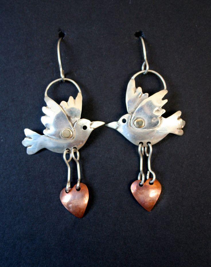 Creative Retro Metal Bird Heart Pendant Earrings For Women