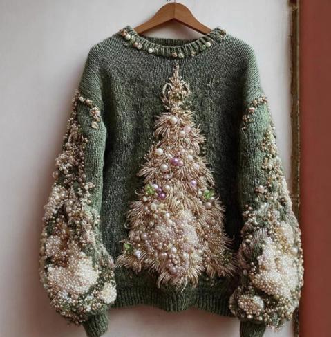Womens Crew-neck Long-sleeve Sweater With A Print