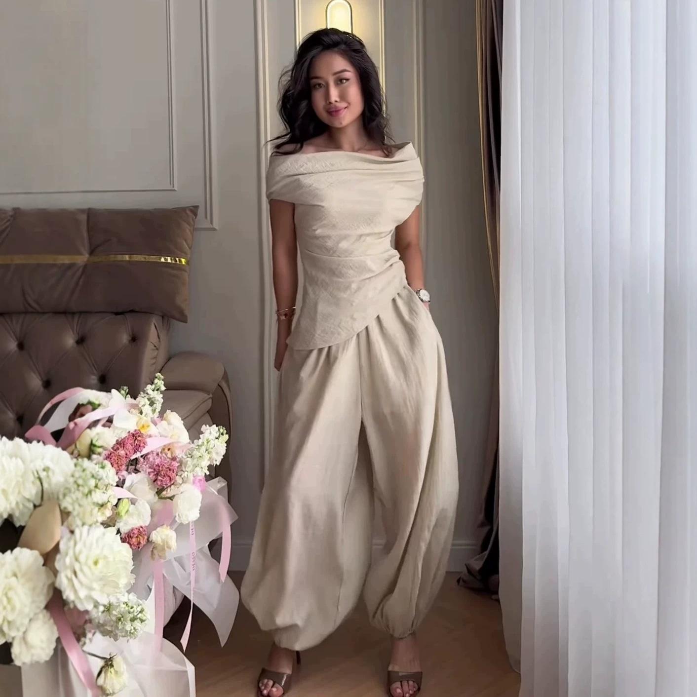 Blouse And Pleated Wide-leg Pants Set