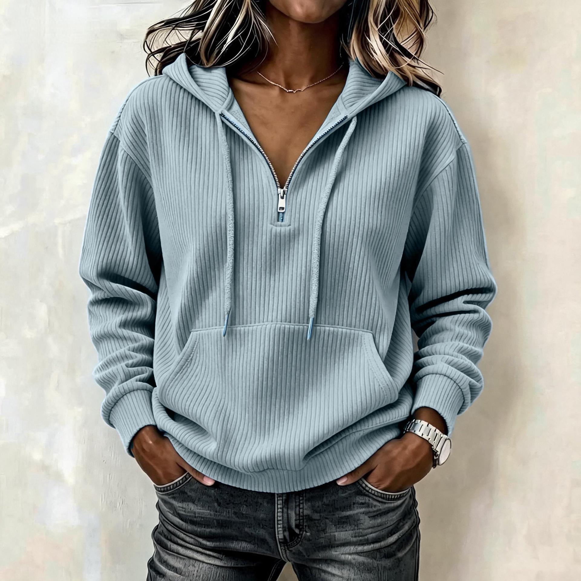 Womens Casual Long-sleeve Hooded Sweatshirt With Pockets And A Zipper