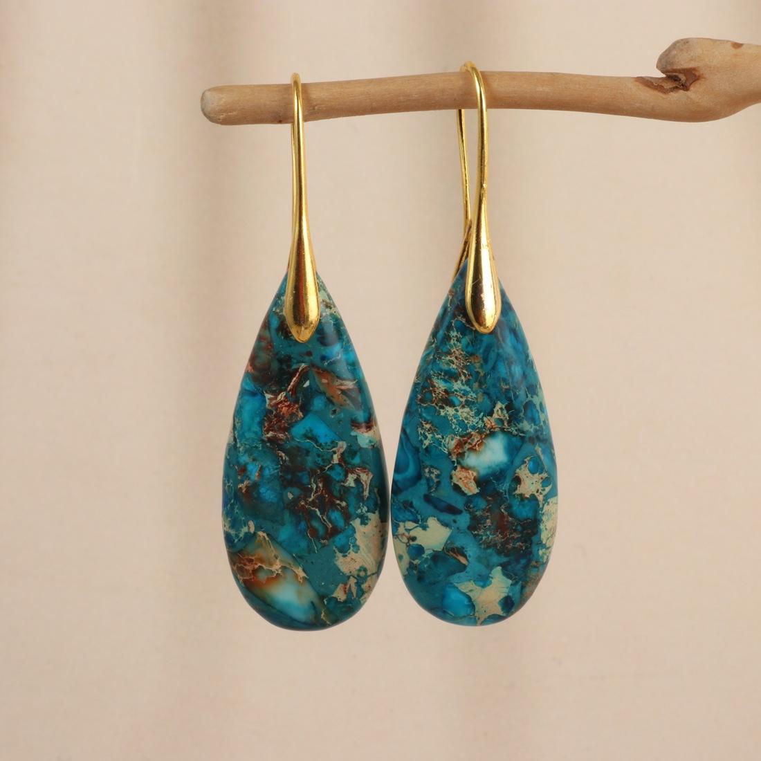 Women's Teardrop-shaped Pendant Stone Earrings