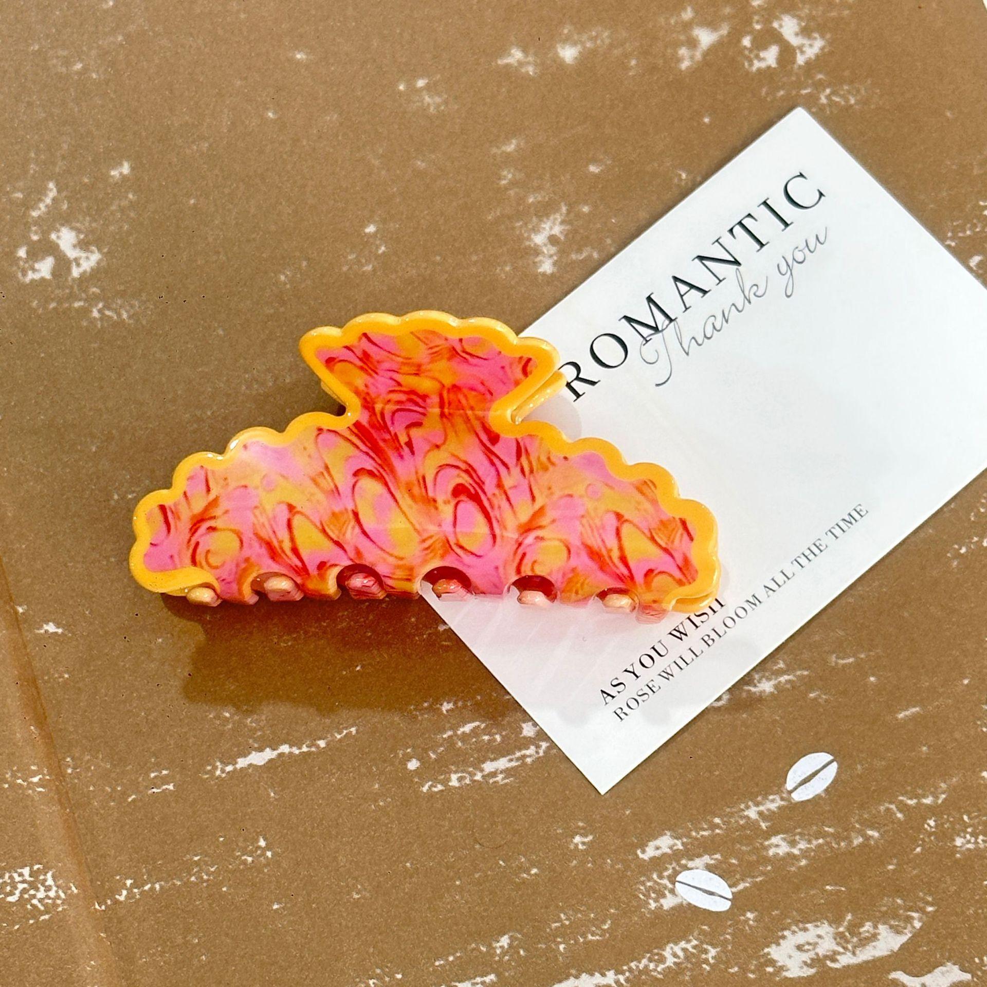 Large Alligator Clip With A Spotted Pattern Shark Clip For The Back Of The Head Hair Accessory