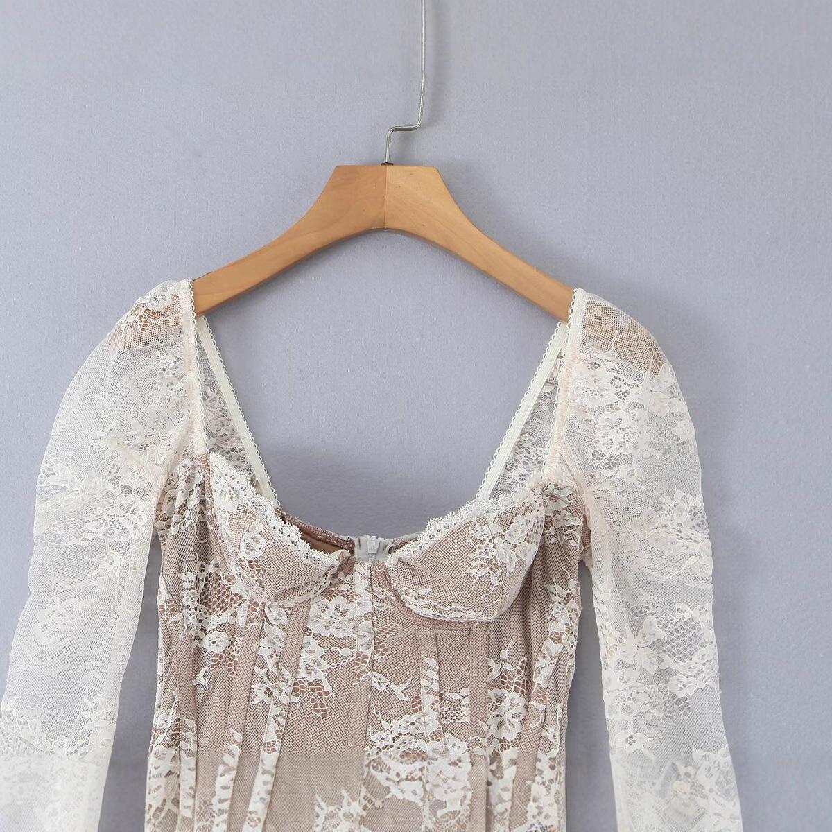 High-grade Retro Fashion Sexy Temperament Long Sleeve Lace Backless Dress