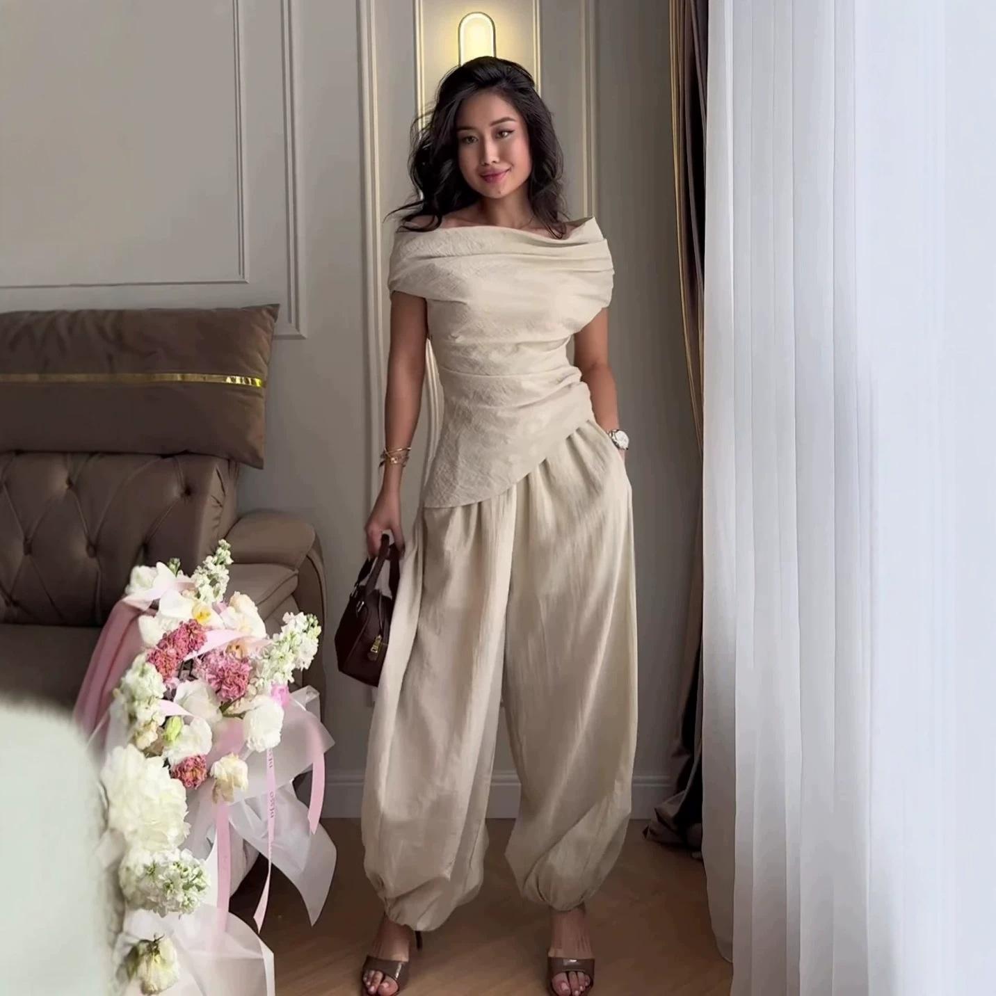 Blouse And Pleated Wide-leg Pants Set