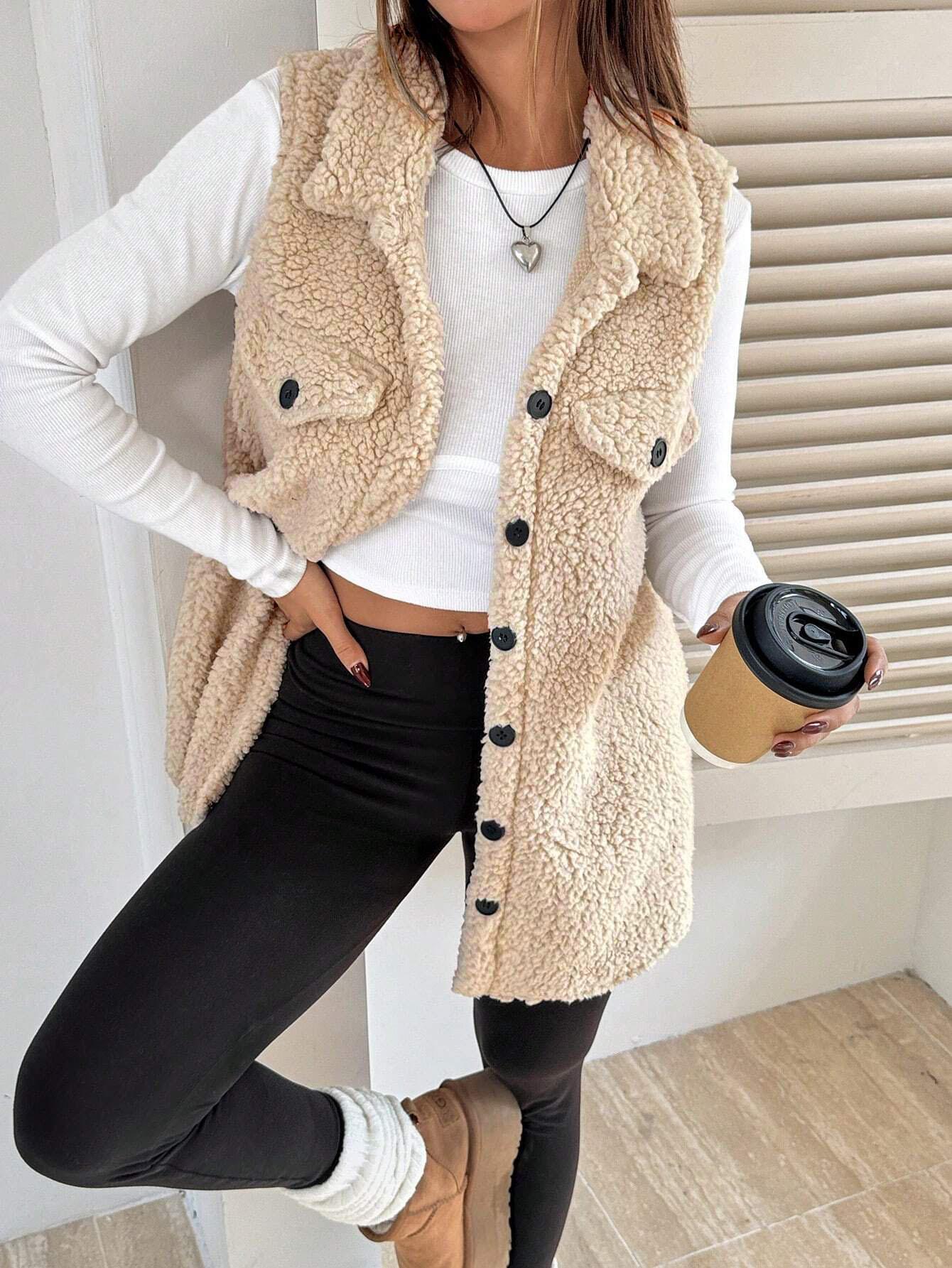 Khaki / L