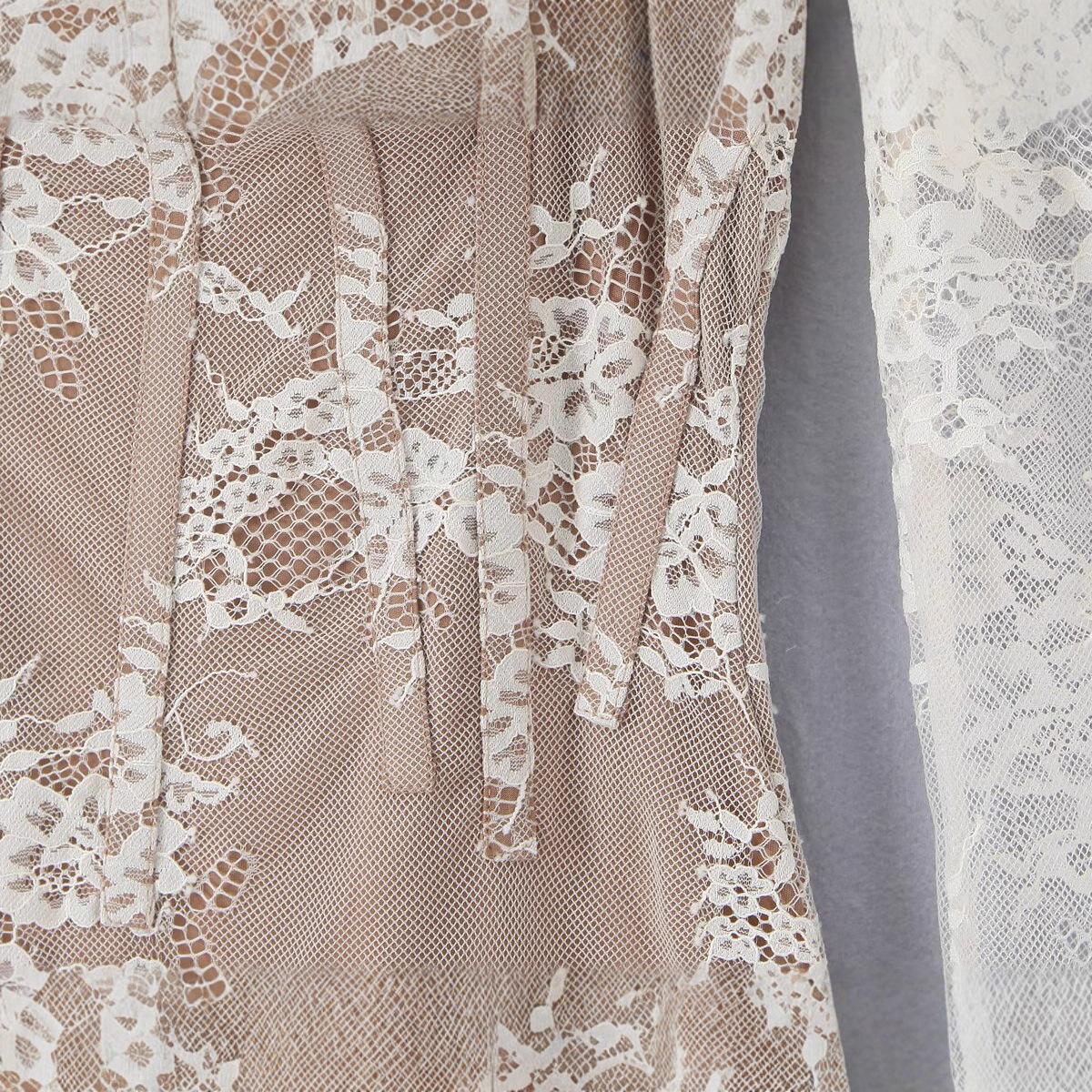 High-grade Retro Fashion Sexy Temperament Long Sleeve Lace Backless Dress