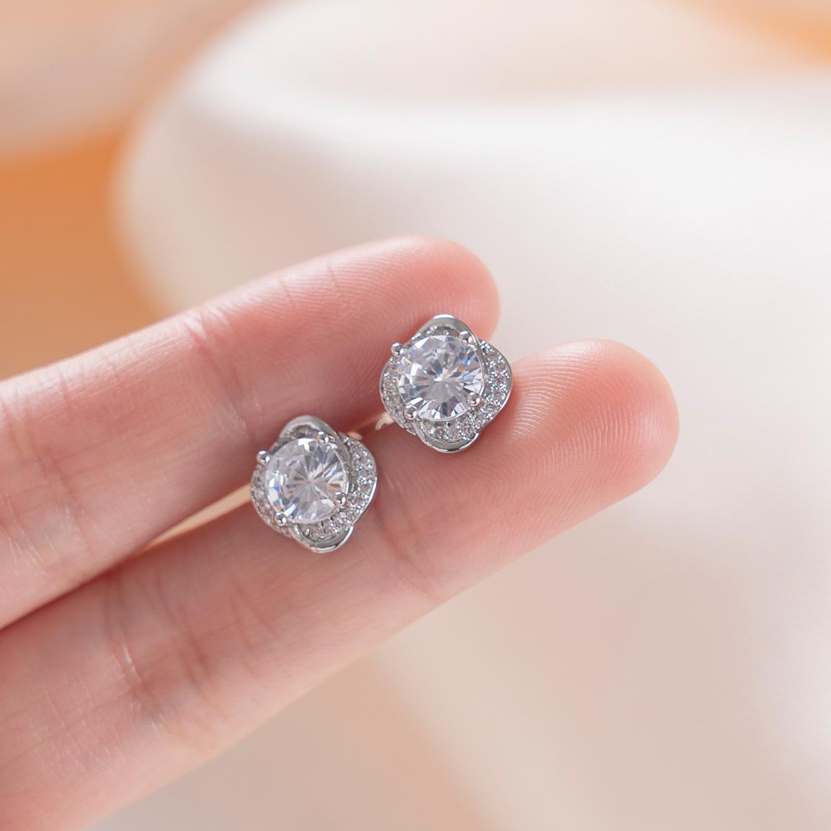 Elegant And Minimalist Lucky Stud Earrings