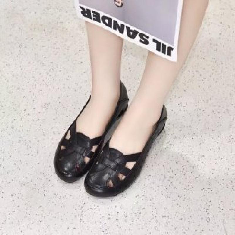 Women's Flat Hollowed-out Low-heeled Shoes