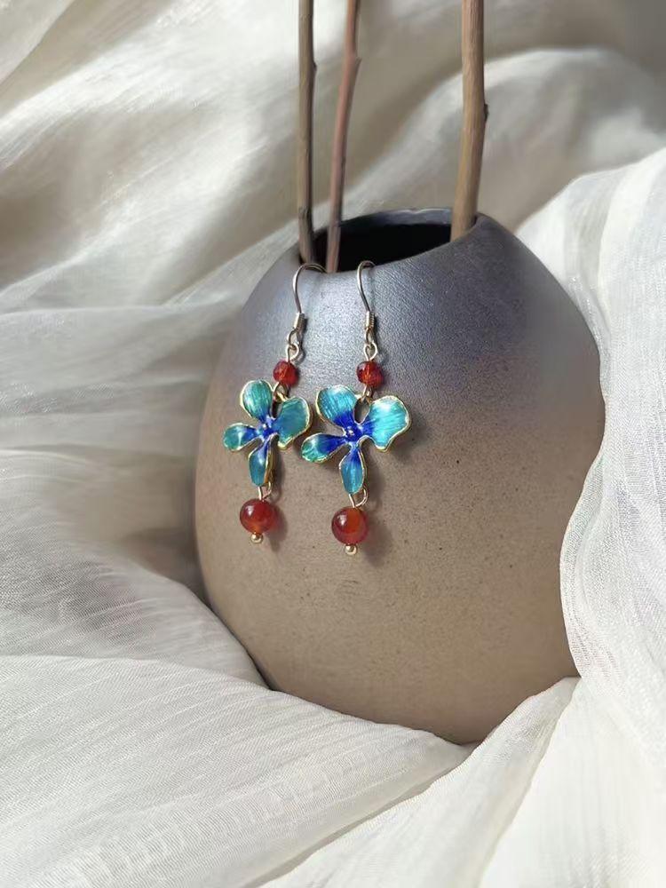 Ming-style Fired-blue Red Glazed Vintage Ear Clip